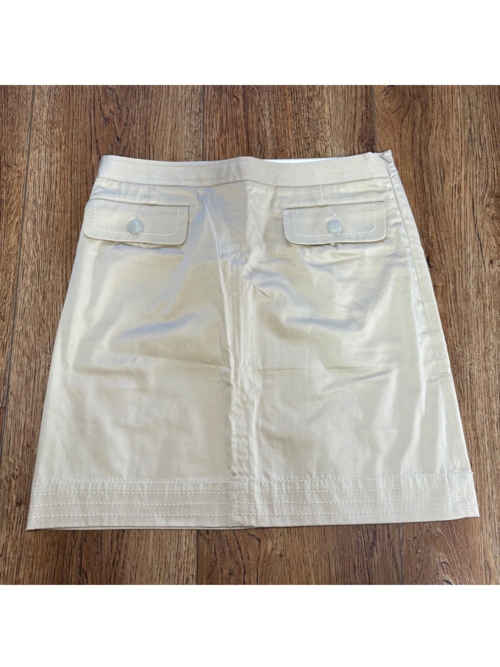 NWT Brooks Brothers Cream Mini Skirt with Flap Pockets